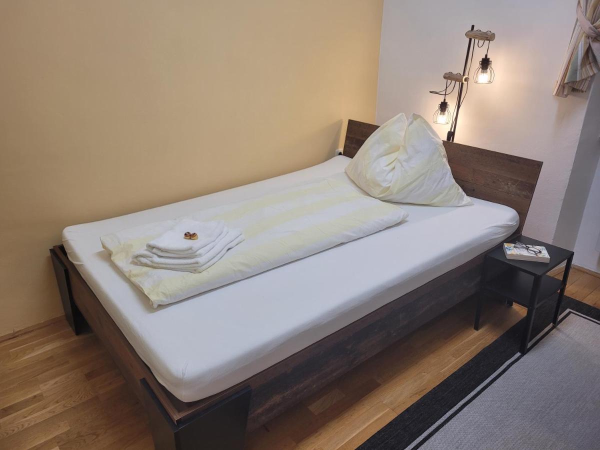 Bullsliving Seeapartment 1 Am Corso Velden am Woerthersee Exterior photo
